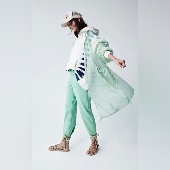 8. NWT Free People Addie Packable Poncho - Picture 7 of 10